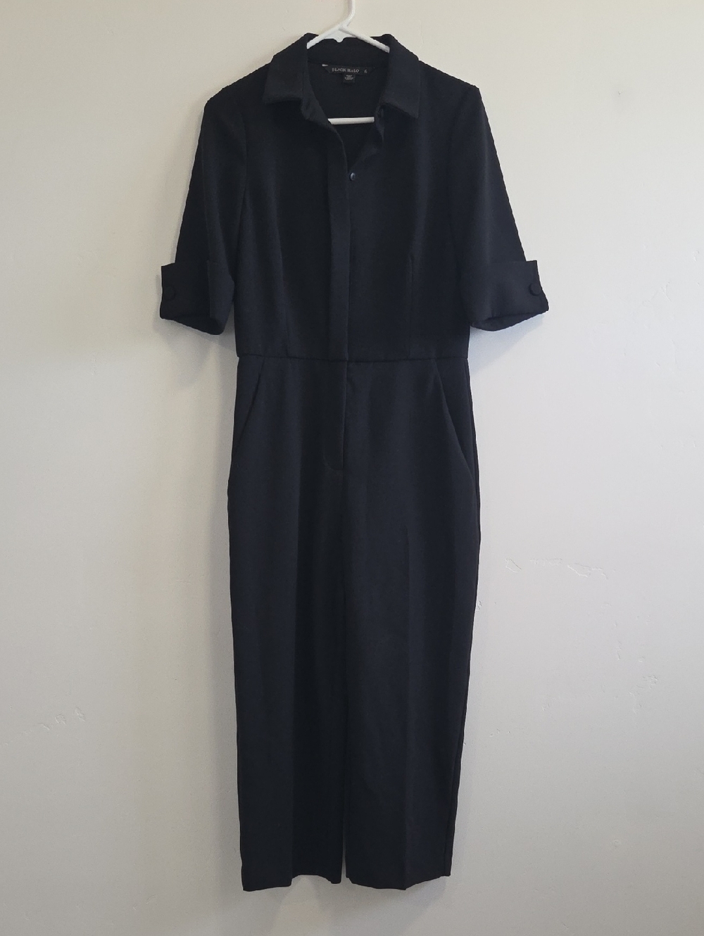 Black Halo Black Collared Short-Sleeve Jumpsuit Dress